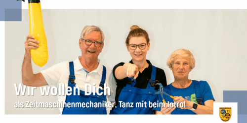Als Zeitmaschinenmechanikerinnen und -mechaniker reist Ihr gemeinsam mit uns tänzerisch durch die Jahrzehnte