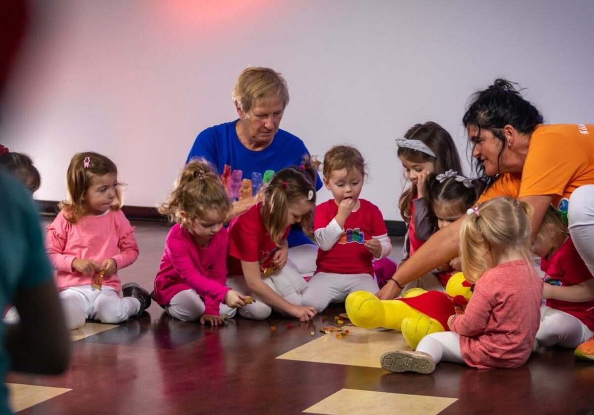 Die Gummibärchen Tanzspaß für Kinder von 2-4 Jahren, spielerisches Lernen der ersten Schritte